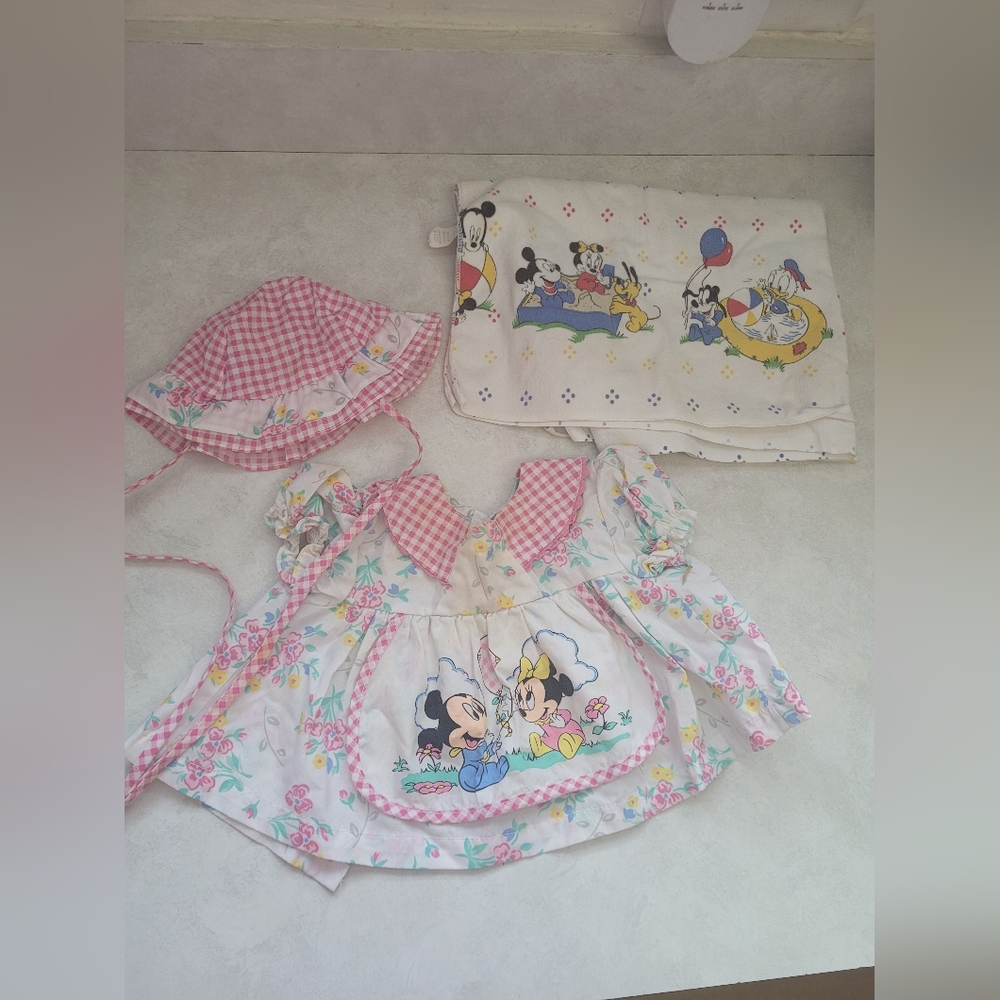 Vintage baby mickey minnie Mouse 🐭 dress